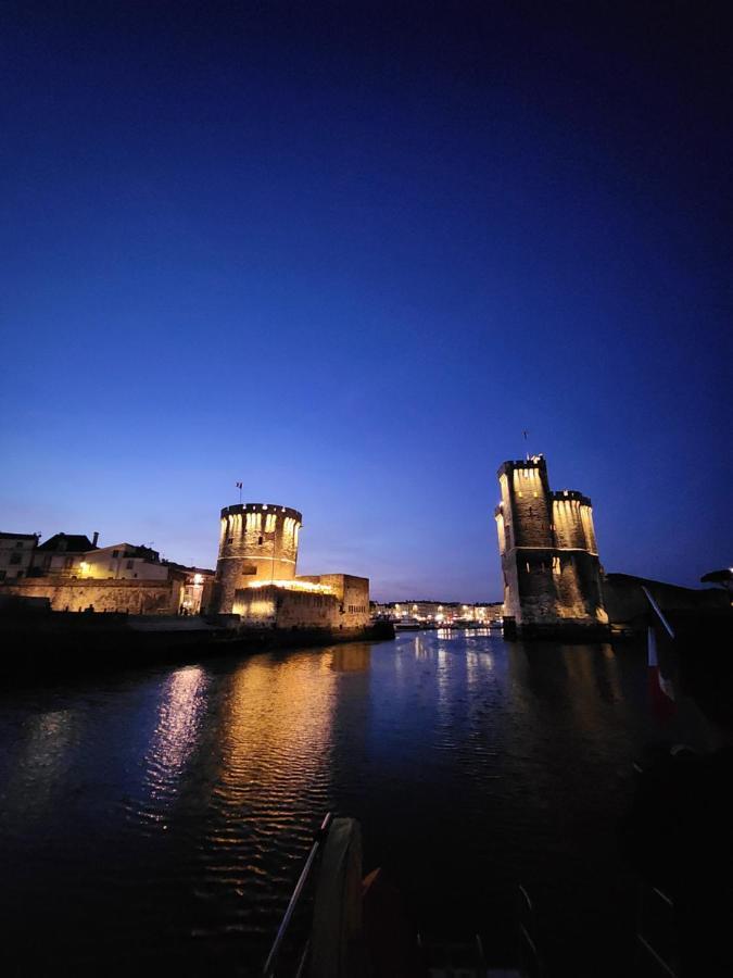 Maison Laurenza 2 Chambres D'Hotes Saint-Jean-de-Liversay ภายนอก รูปภาพ